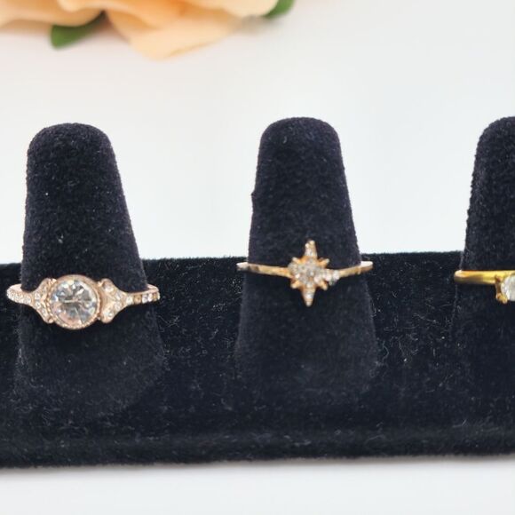 Bundle of 7 Vintage-Modern Rings! - Picture 9 of 11